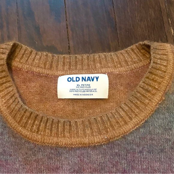 Old Navy Gradient Sweater - Picture 3 of 4